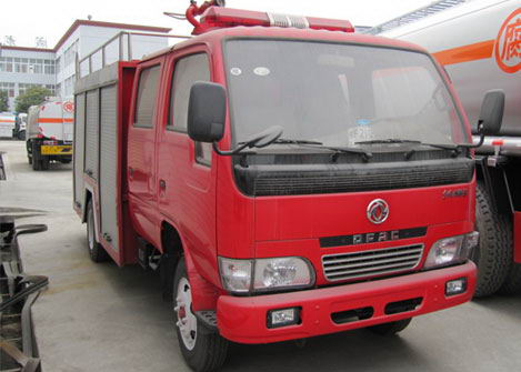 东风小霸王供水消防车图片1